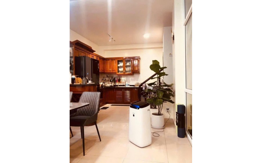 CHO THUÊ NHÀ NGUYÊN CĂN NGUYỄN VĂN VIÊN 5 TẦNG, 52M2, 4 NGỦ, 4 WC, 17 TRIỆU - NGÕ Ô TÔ